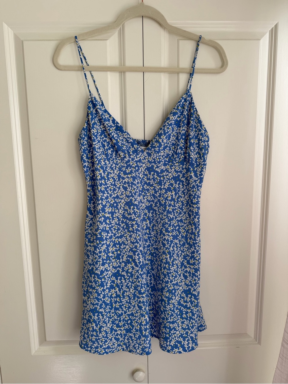 Zara Blue and White Floral Mini Dress